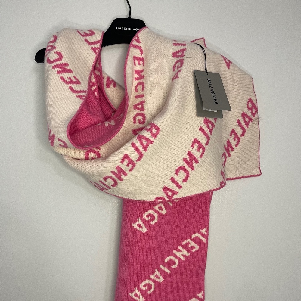 Balenciaga Double-Sided Scarf – Pink & White Logo Design (Brand New!)